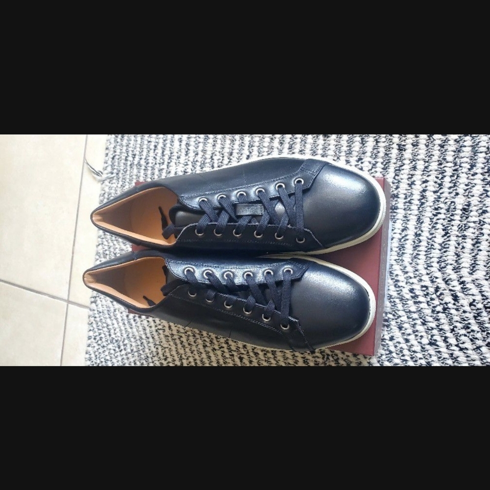 To Boot Carney Sneaker   Size 12